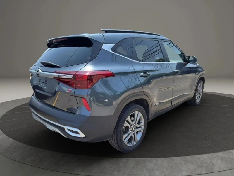 2021 Kia Seltos - Image 5 of 12