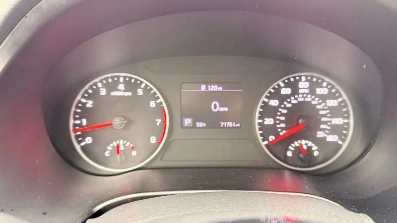 2021 Kia Seltos - Image 8 of 12