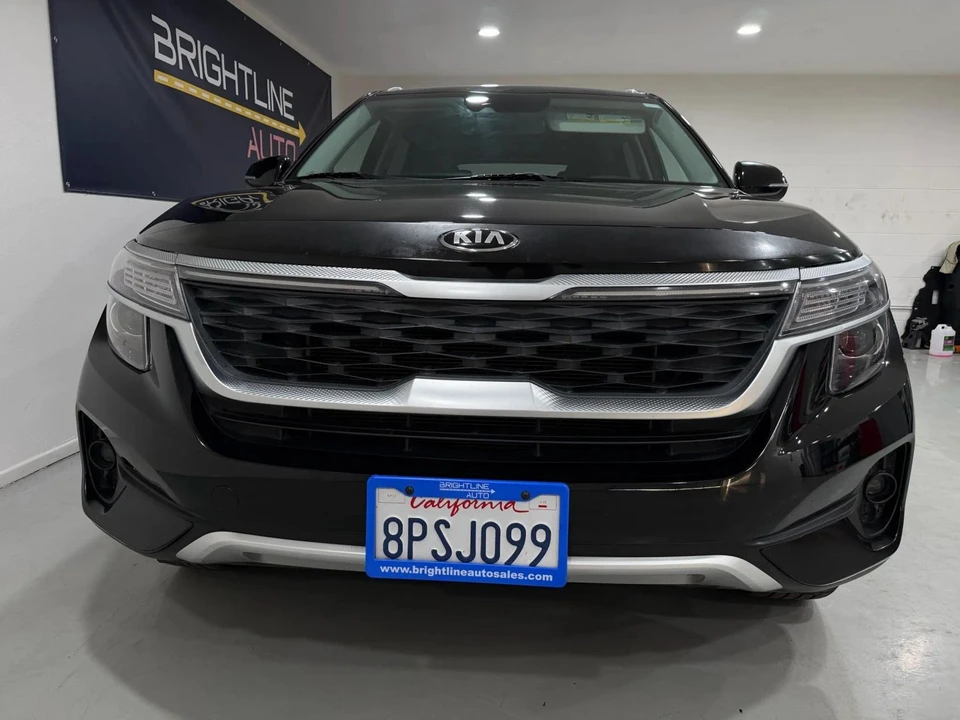 2021 Kia Seltos - Image 6 of 16