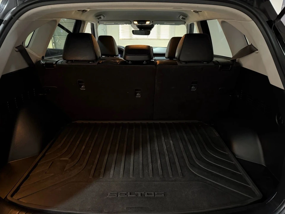 2021 Kia Seltos - Image 14 of 16