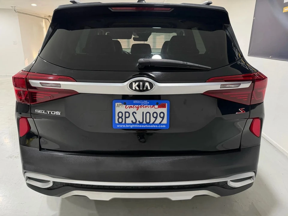 2021 Kia Seltos - Image 4 of 16