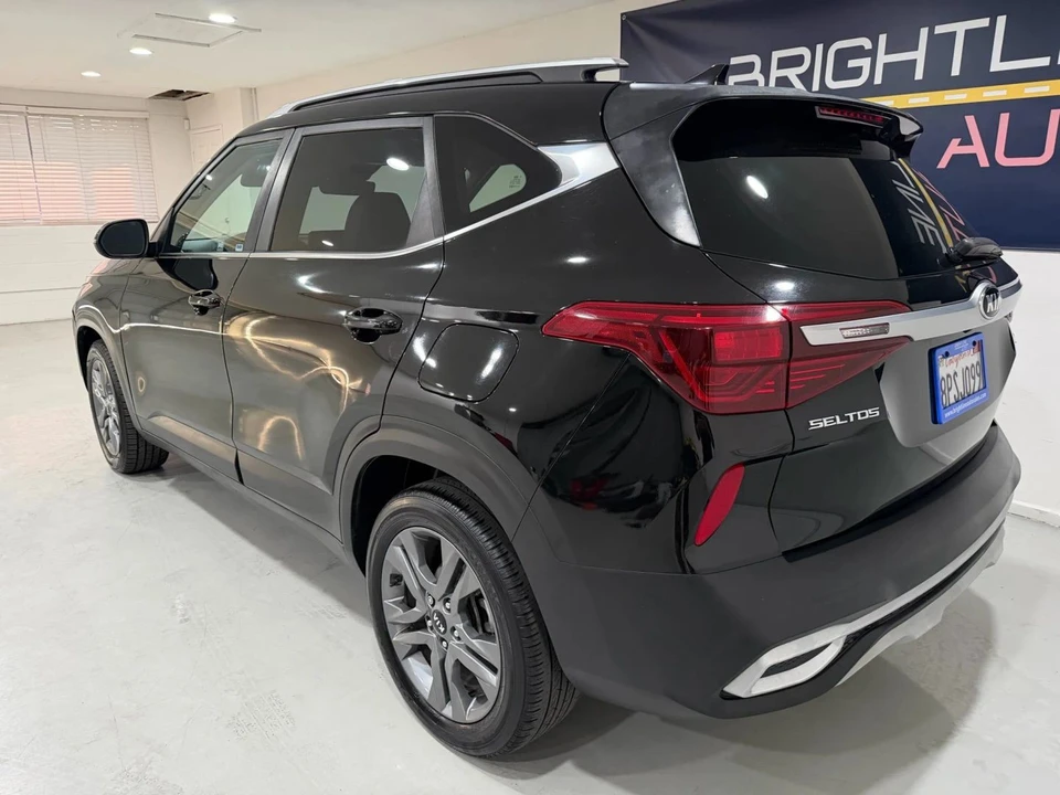 2021 Kia Seltos - Image 3 of 16