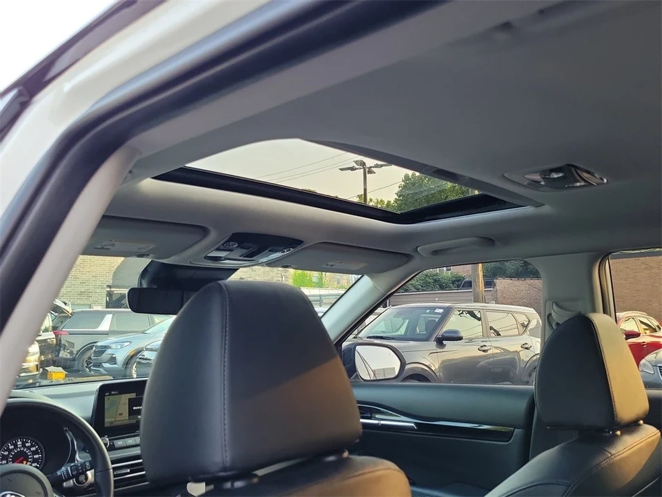 2021 Kia Seltos - Image 12 of 21