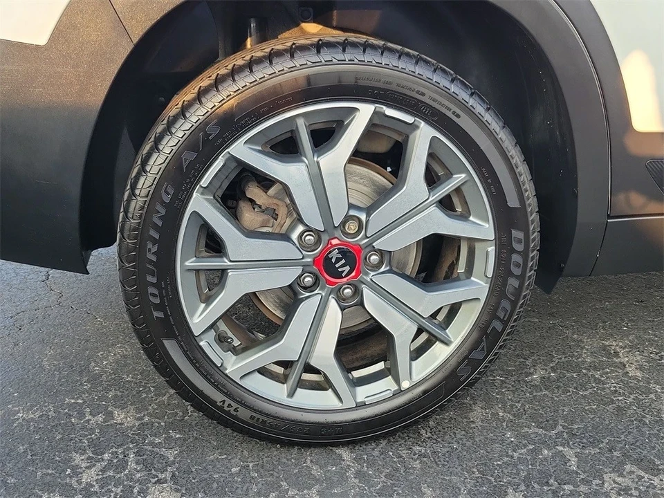 2021 Kia Seltos - Image 5 of 21
