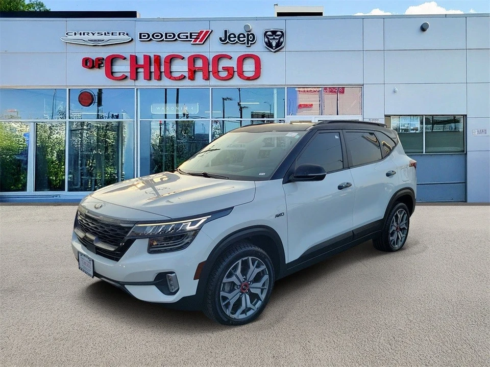 2021 Kia Seltos - Image 2 of 21