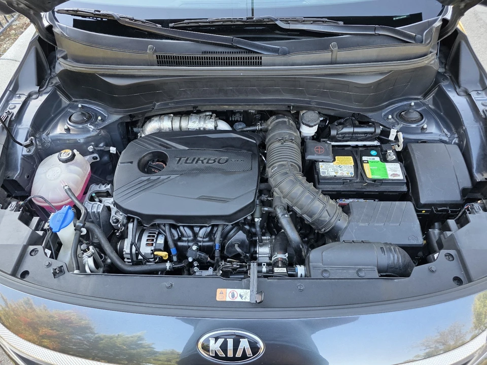 2021 Kia Seltos - Image 16 of 17
