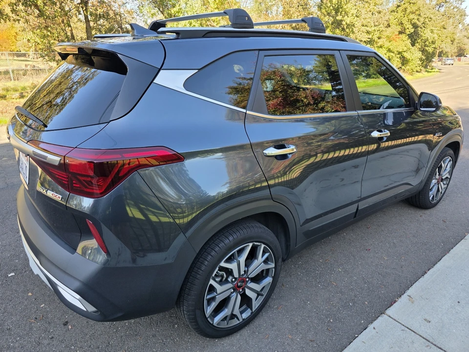 2021 Kia Seltos - Image 4 of 17