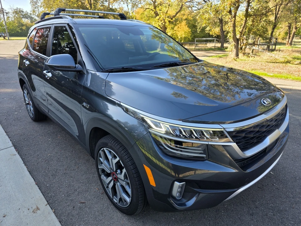 2021 Kia Seltos - Image 5 of 17