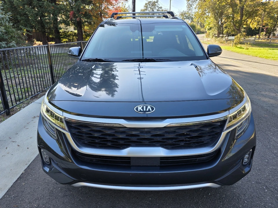 2021 Kia Seltos - Image 6 of 17