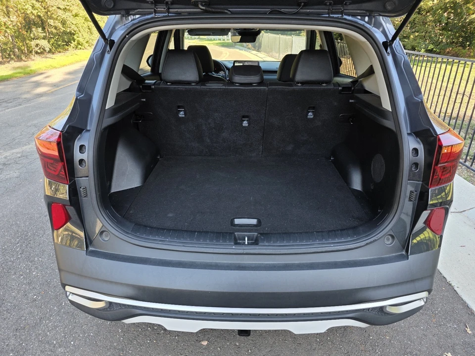 2021 Kia Seltos - Image 17 of 17