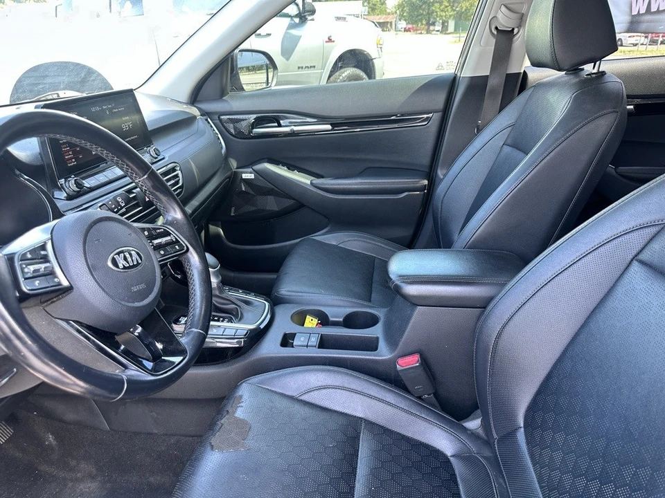 2021 Kia Seltos - Image 3 of 12