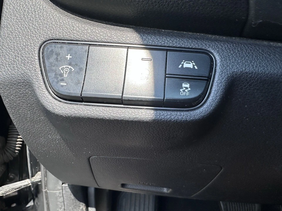 2021 Kia Seltos - Image 5 of 12