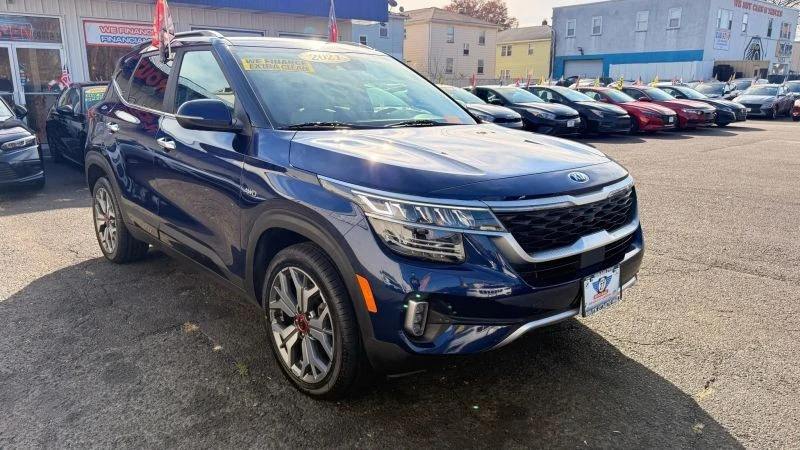 2021 Kia Seltos - Image 2 of 12