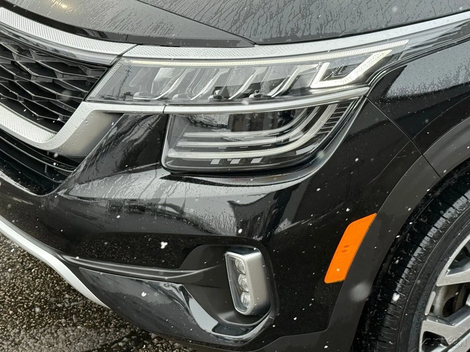 2021 Kia Seltos - Image 9 of 12