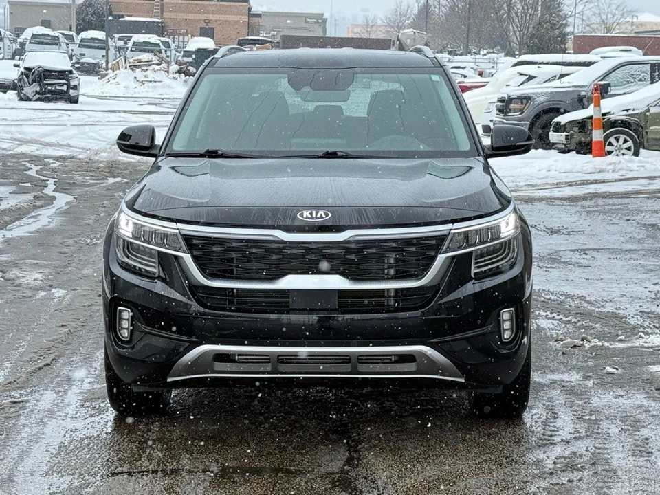 2021 Kia Seltos - Image 8 of 12