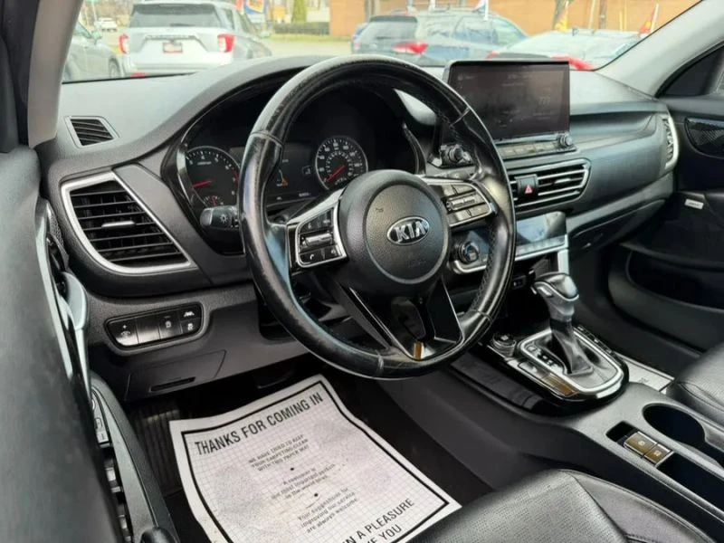 2021 Kia Seltos - Image 9 of 12