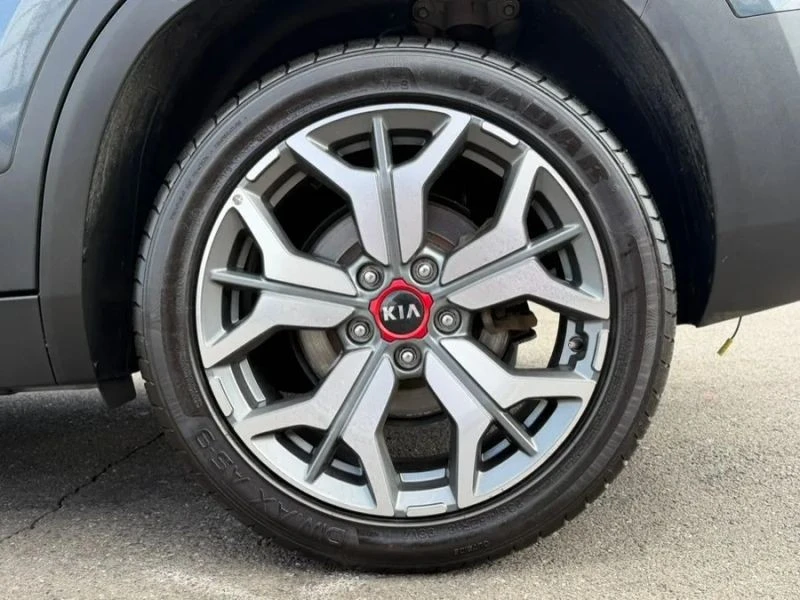 2021 Kia Seltos - Image 8 of 12