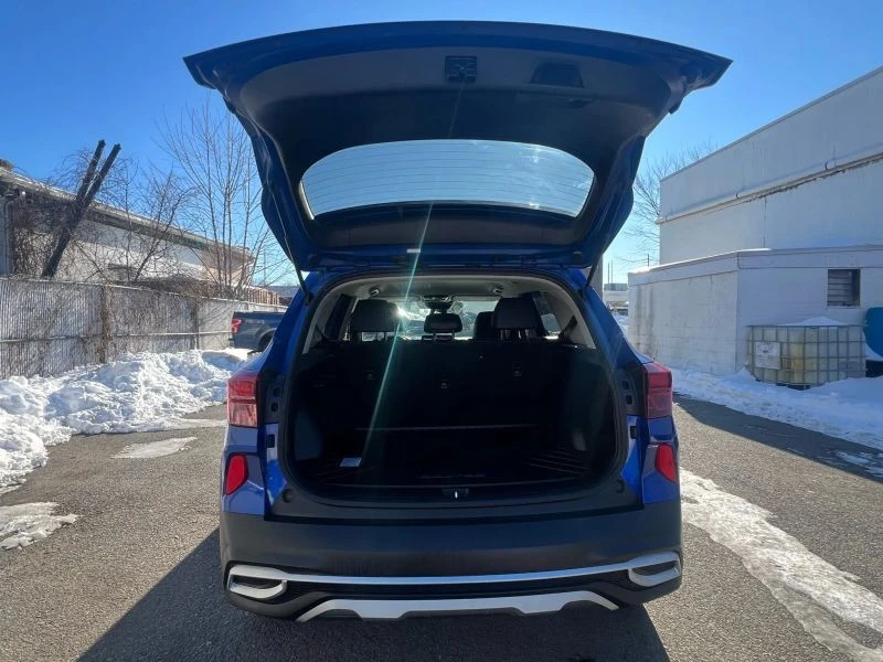 2021 Kia Seltos - Image 9 of 12
