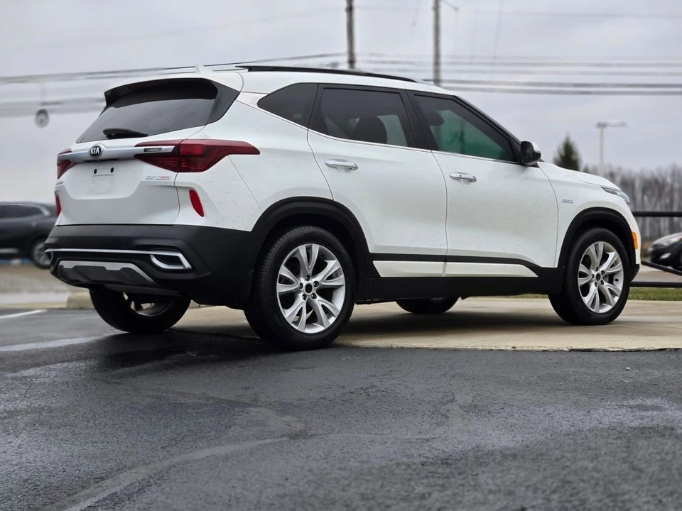 2021 Kia Seltos - Image 7 of 12