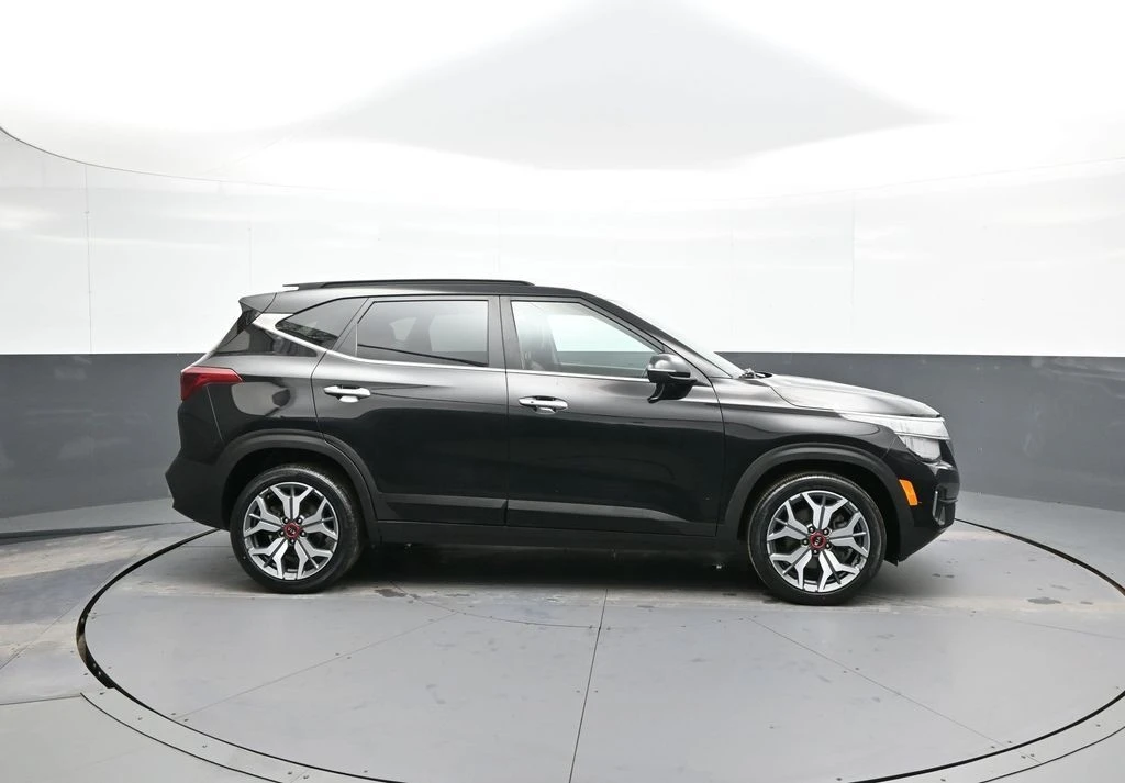 2021 Kia Seltos - Image 5 of 12