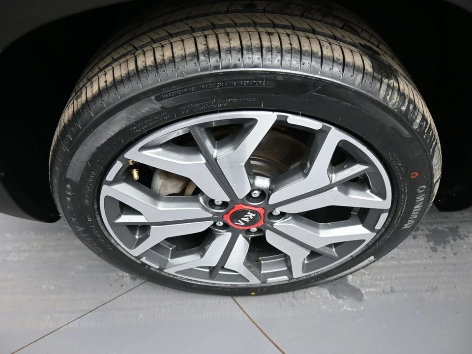 2021 Kia Seltos - Image 14 of 21