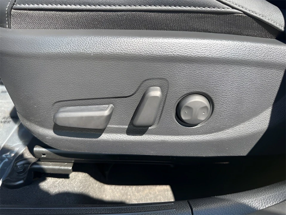 2021 Kia Seltos - Image 10 of 12