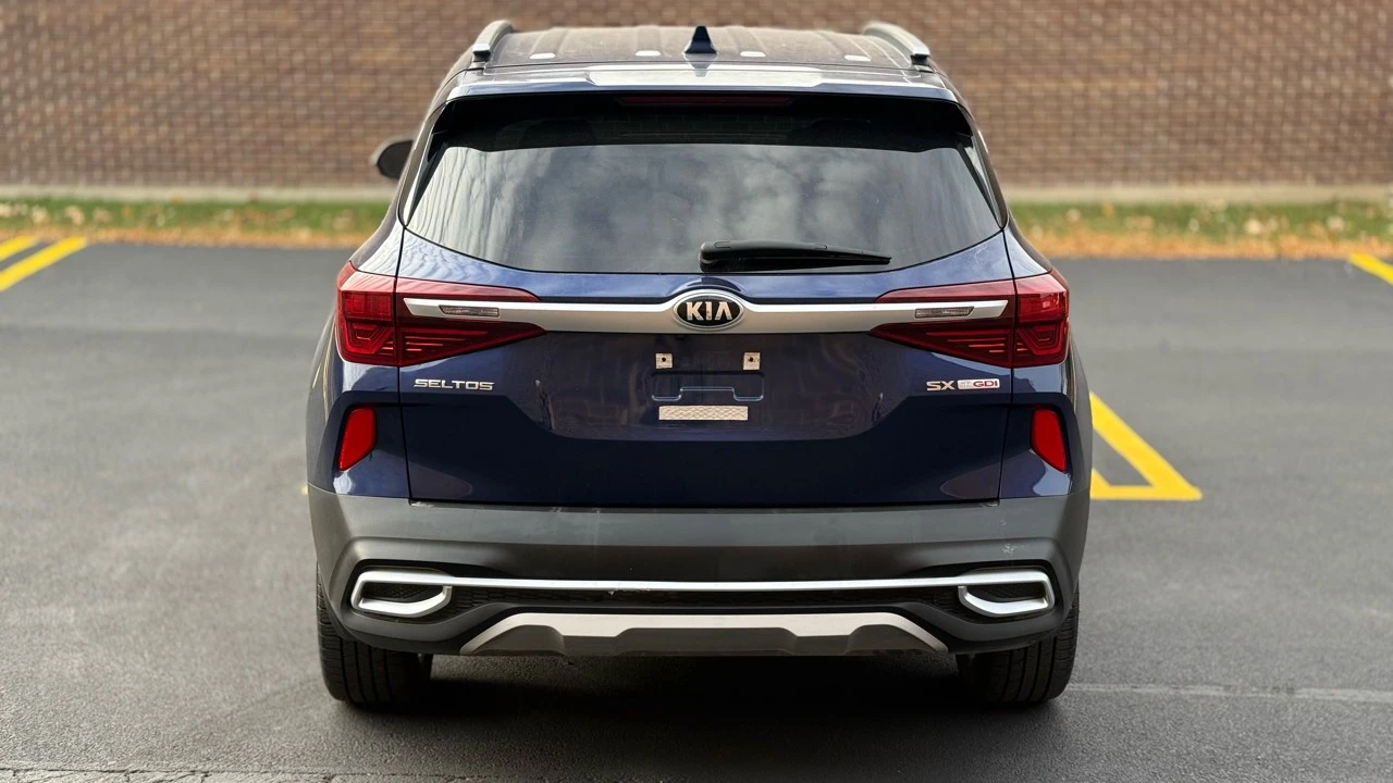 2021 Kia Seltos - Image 8 of 21