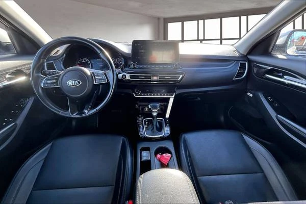 2021 Kia Seltos - Image 17 of 20