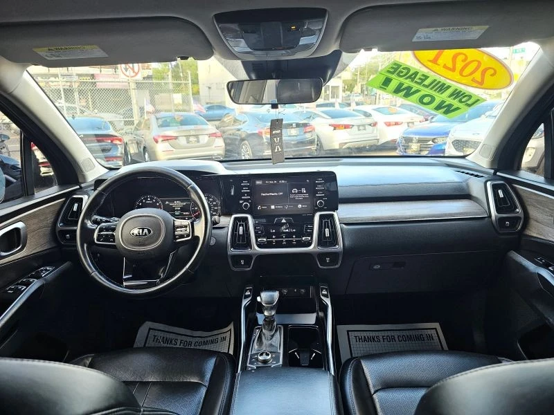 2021 Kia Sorento - Image 11 of 12