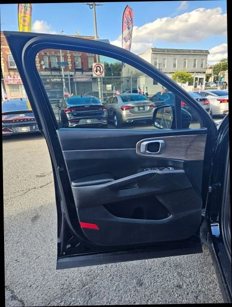 2021 Kia Sorento - Image 10 of 12