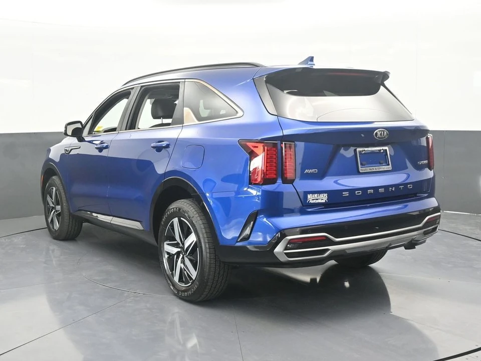 2021 Kia Sorento - Image 4 of 12