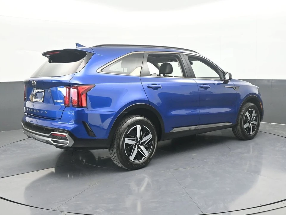 2021 Kia Sorento - Image 6 of 12