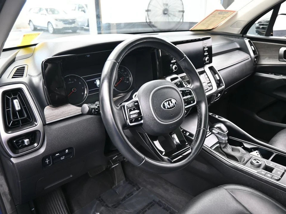 2021 Kia Sorento - Image 10 of 12