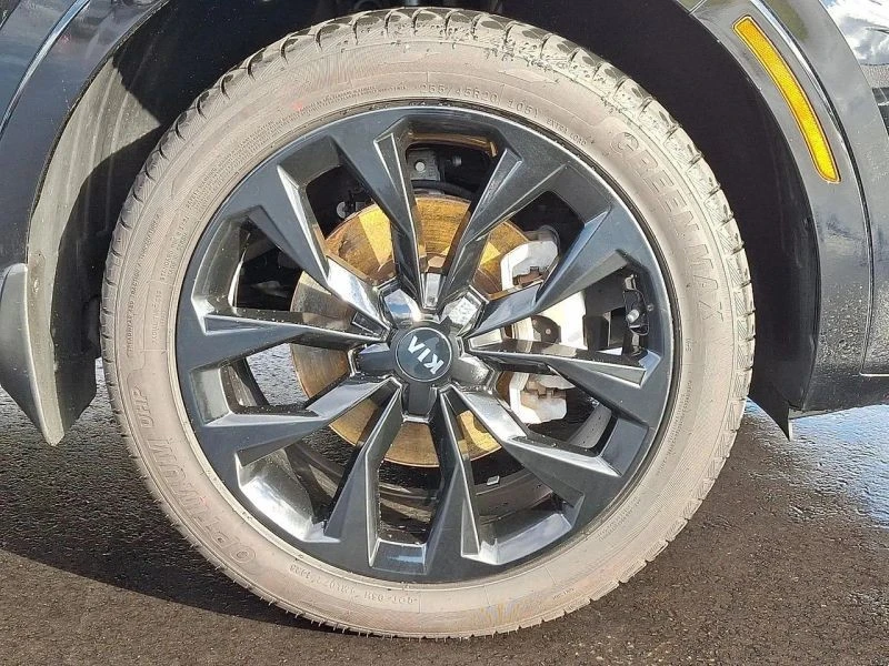 2021 Kia Sorento - Image 8 of 12