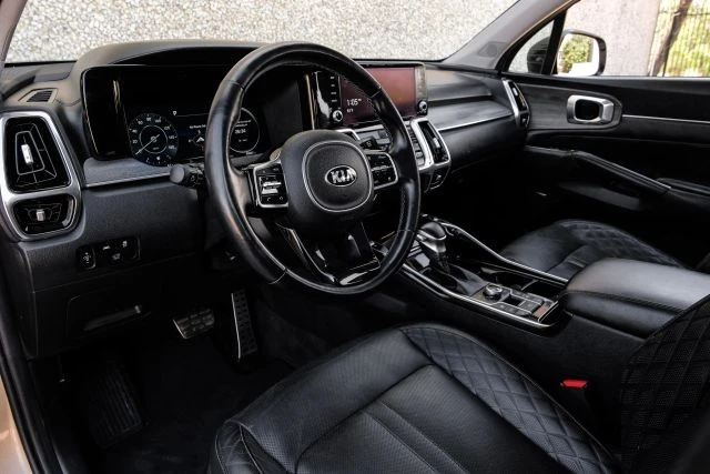 2021 Kia Sorento - Image 3 of 21
