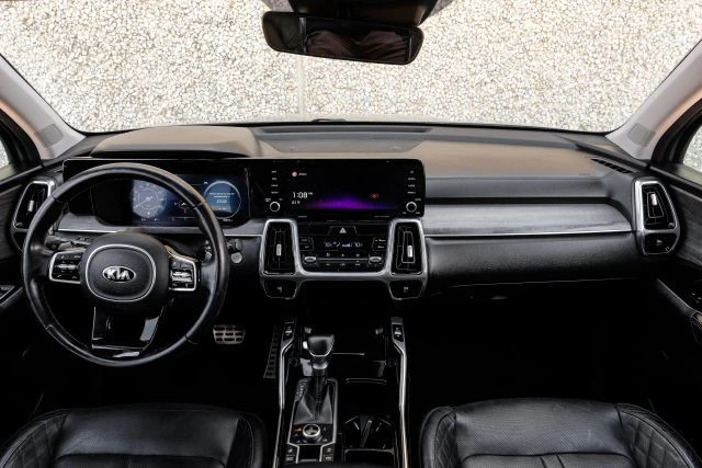 2021 Kia Sorento - Image 15 of 21