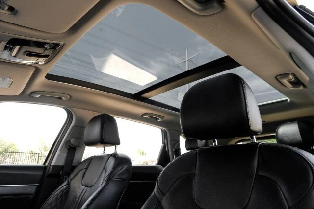 2021 Kia Sorento - Image 5 of 21