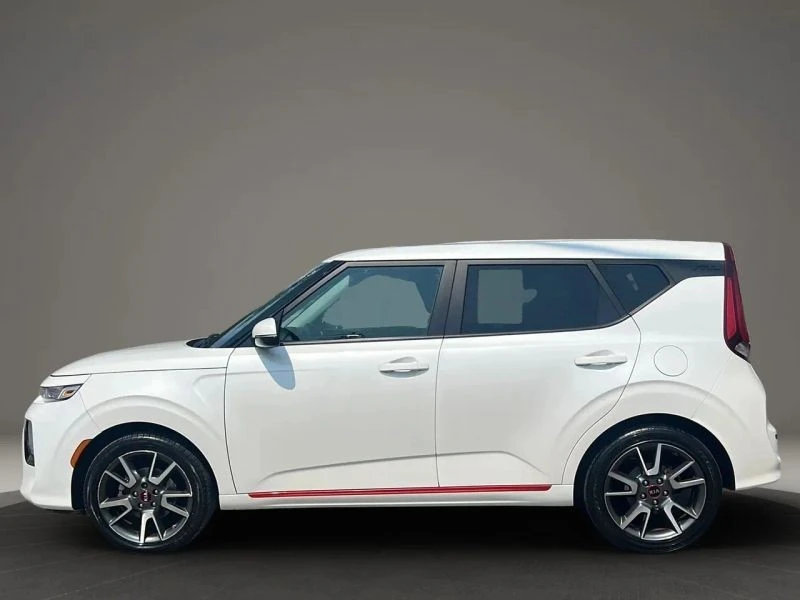 2021 Kia Soul - Image 8 of 12