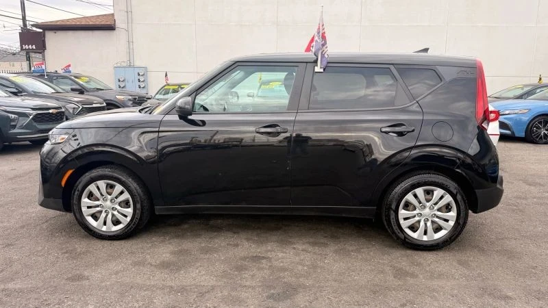 2021 Kia Soul - Image 10 of 12
