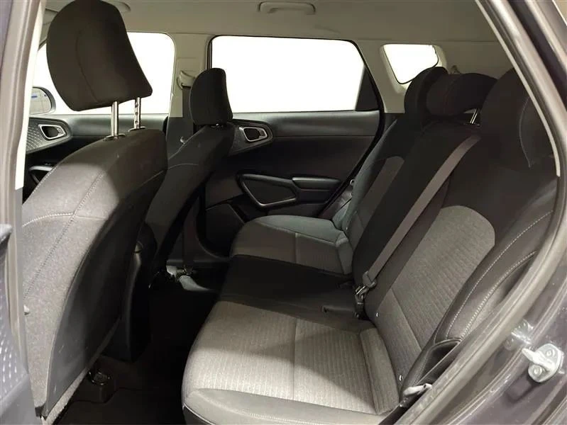 2021 Kia Soul - Image 10 of 12