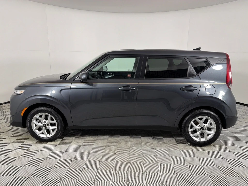 2021 Kia Soul - Image 7 of 21