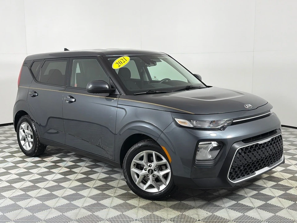 2021 Kia Soul - Image 2 of 21