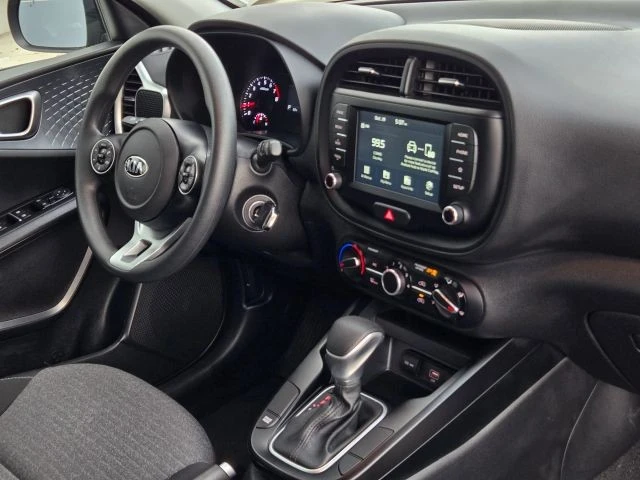 2021 Kia Soul - Image 22 of 31