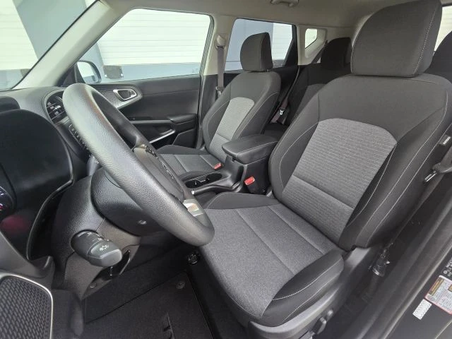 2021 Kia Soul - Image 13 of 31