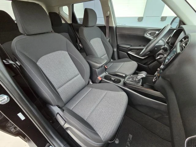 2021 Kia Soul - Image 21 of 31