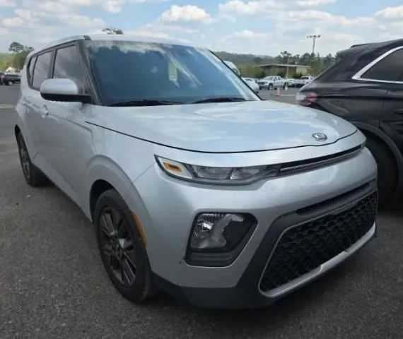 2021 Kia Soul - Image 2 of 6