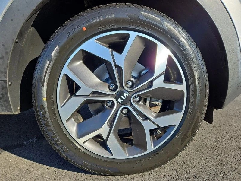 2021 Kia Sportage - Image 8 of 12