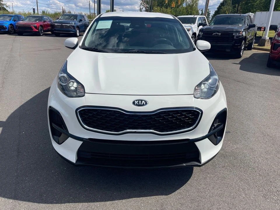 2021 Kia Sportage - Image 8 of 12
