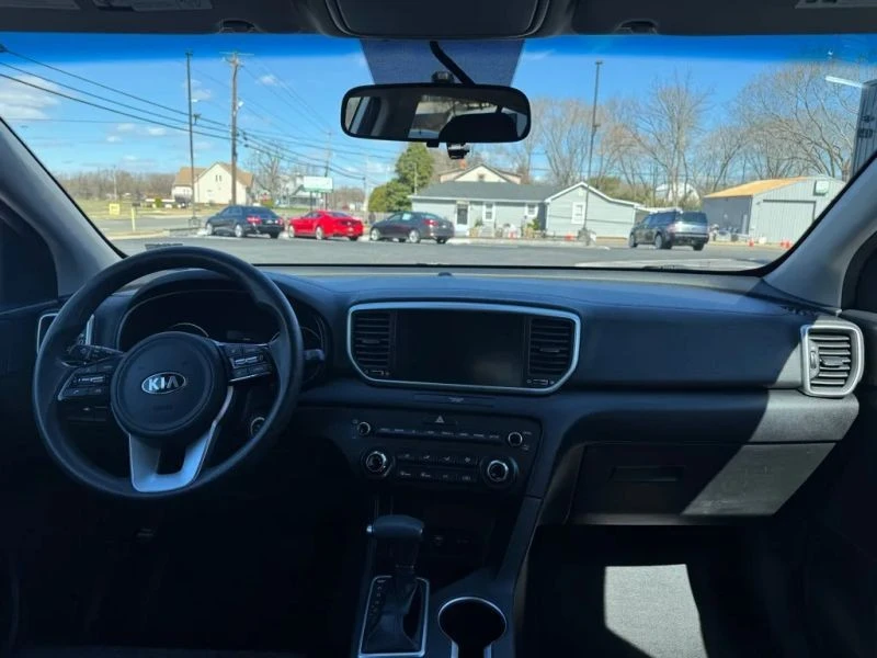 2021 Kia Sportage - Image 9 of 11
