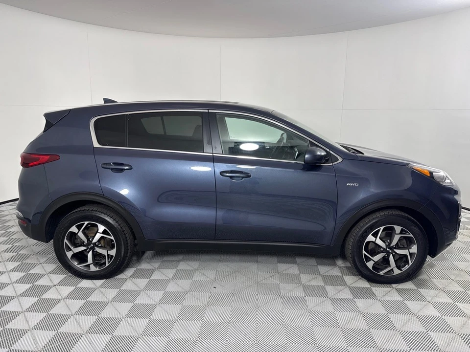 2021 Kia Sportage - Image 4 of 12